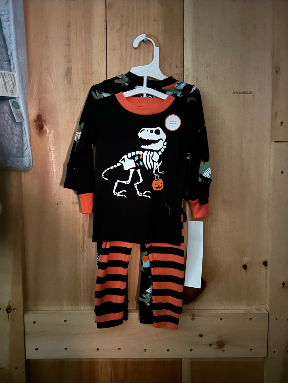 Carter's 4 Piece Glow in the Dark Dinosaur T-Rex Halloween Pajama Set 12 Months